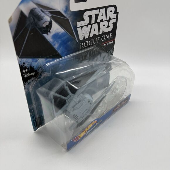 Star Wars Rogue One The Striker Includes Flight Stand By Hot wheels Starships - Picture 3 of 6